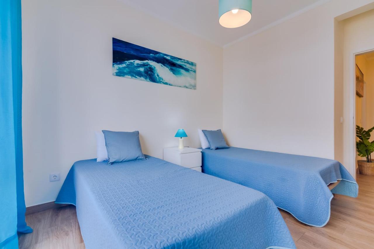 Quarteira 2Br - Near The Beach At Homesbyfc Zewnętrze zdjęcie