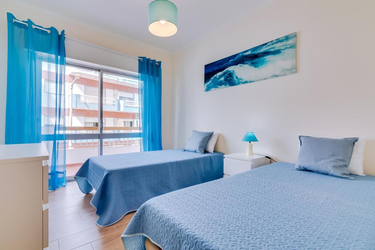 Quarteira 2Br - Near The Beach At Homesbyfc Zewnętrze zdjęcie